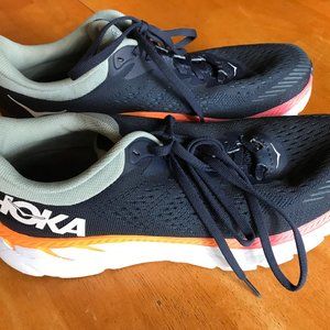 HOKA ONE ONE Women's Clifton 7 Running Shoe Size 7.5